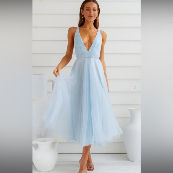 Hello Molly Dresses & Skirts - NWT Hello Molly Summer Cinderella Midi Dress Blue